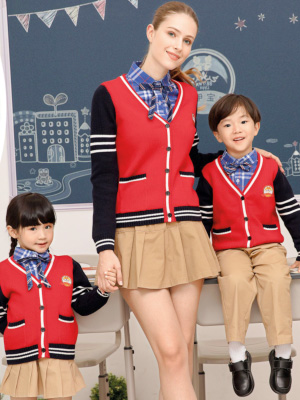 幼儿园春秋毛织套装校服