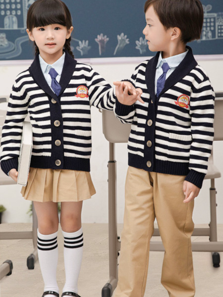 中小学校服订购秋冬款礼服