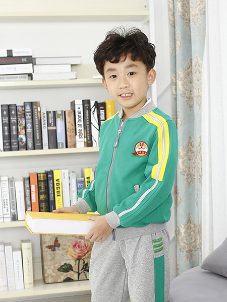 男童冬款保暖运动套装