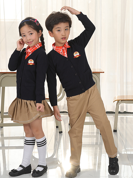 幼儿园教师园服