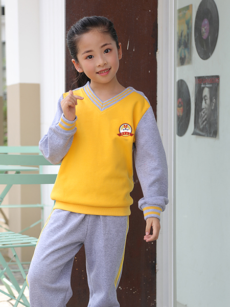 幼儿园校服班服