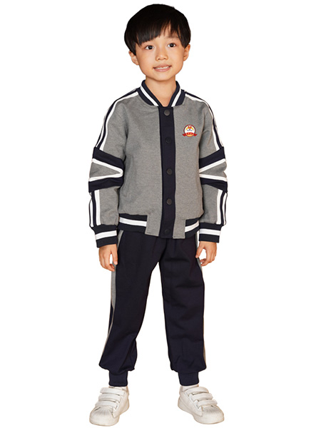 秋季运动风校服